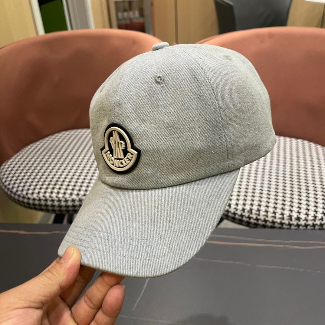 Moncler Caps